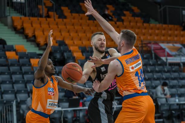 崔康熙的战 崔康熙的战